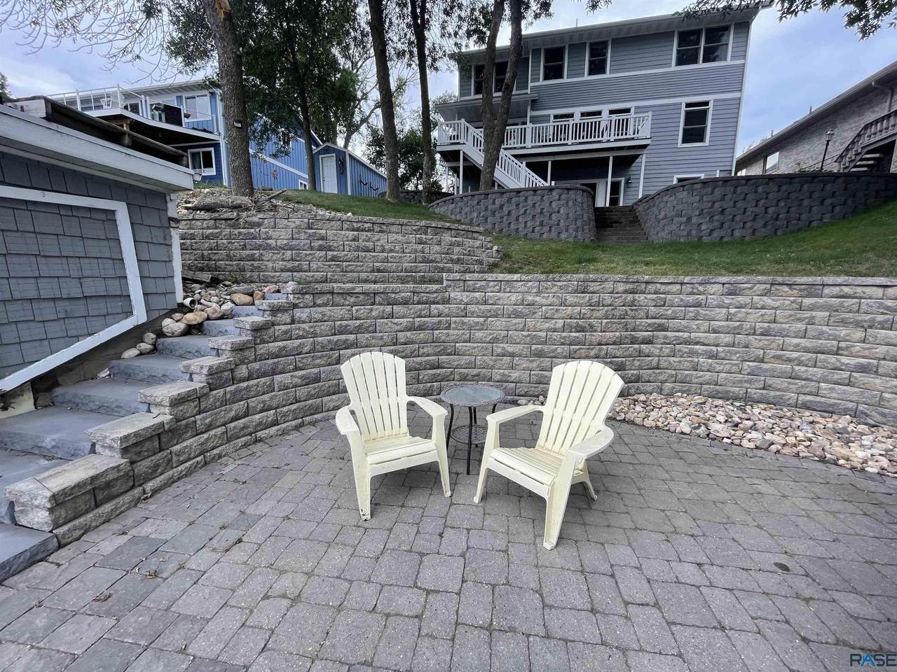 2894 Edgewater Dr - Photo 1
