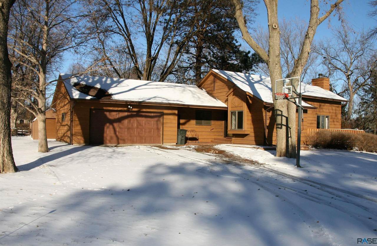 408 Hyden Dr - Photo 1