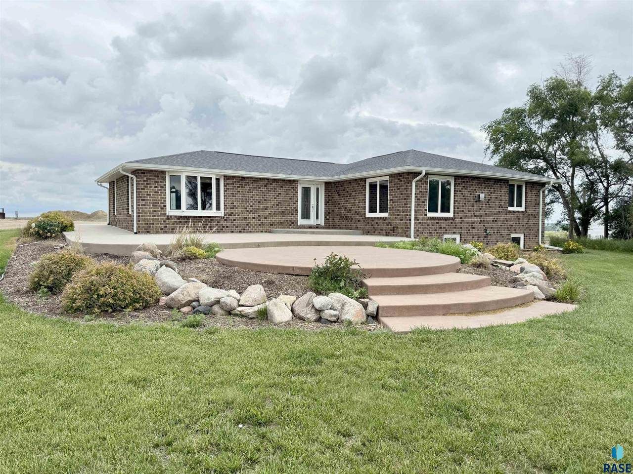 26636 384th Ave Avenue - Photo 1