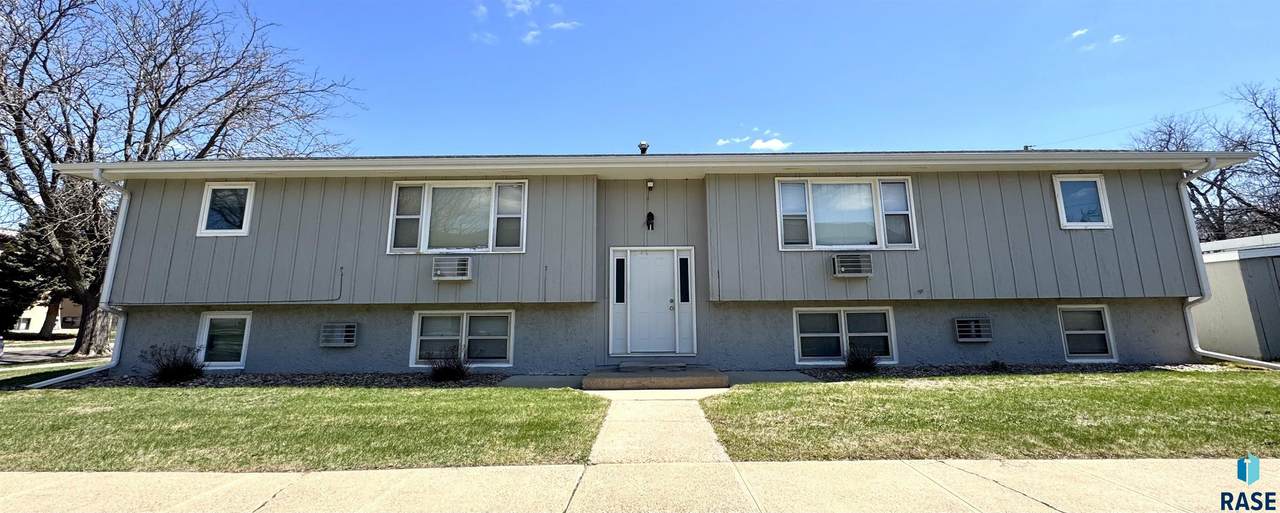 615 Bennett St - Photo 1