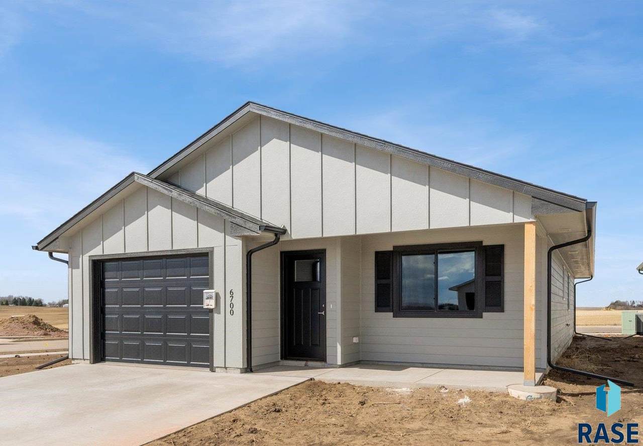 6721 Thimbleweed St Street - Photo 1