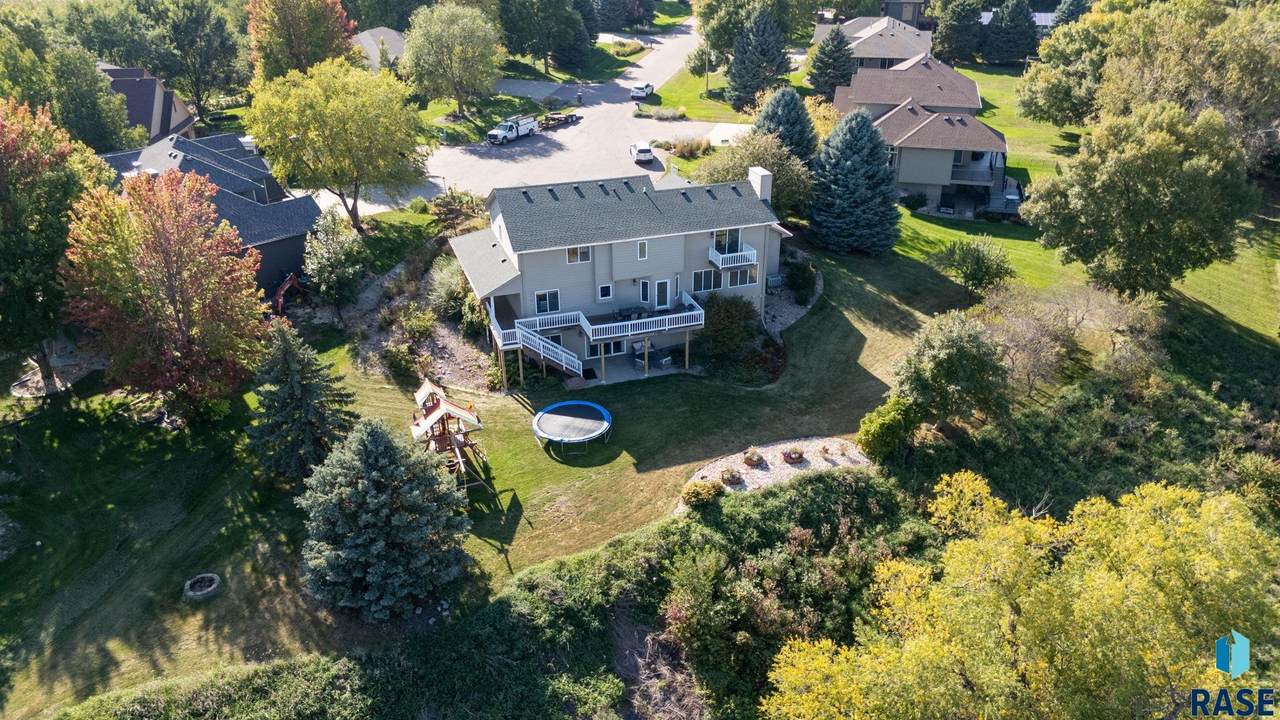 6910 Split Rock Cir Circle - Photo 1