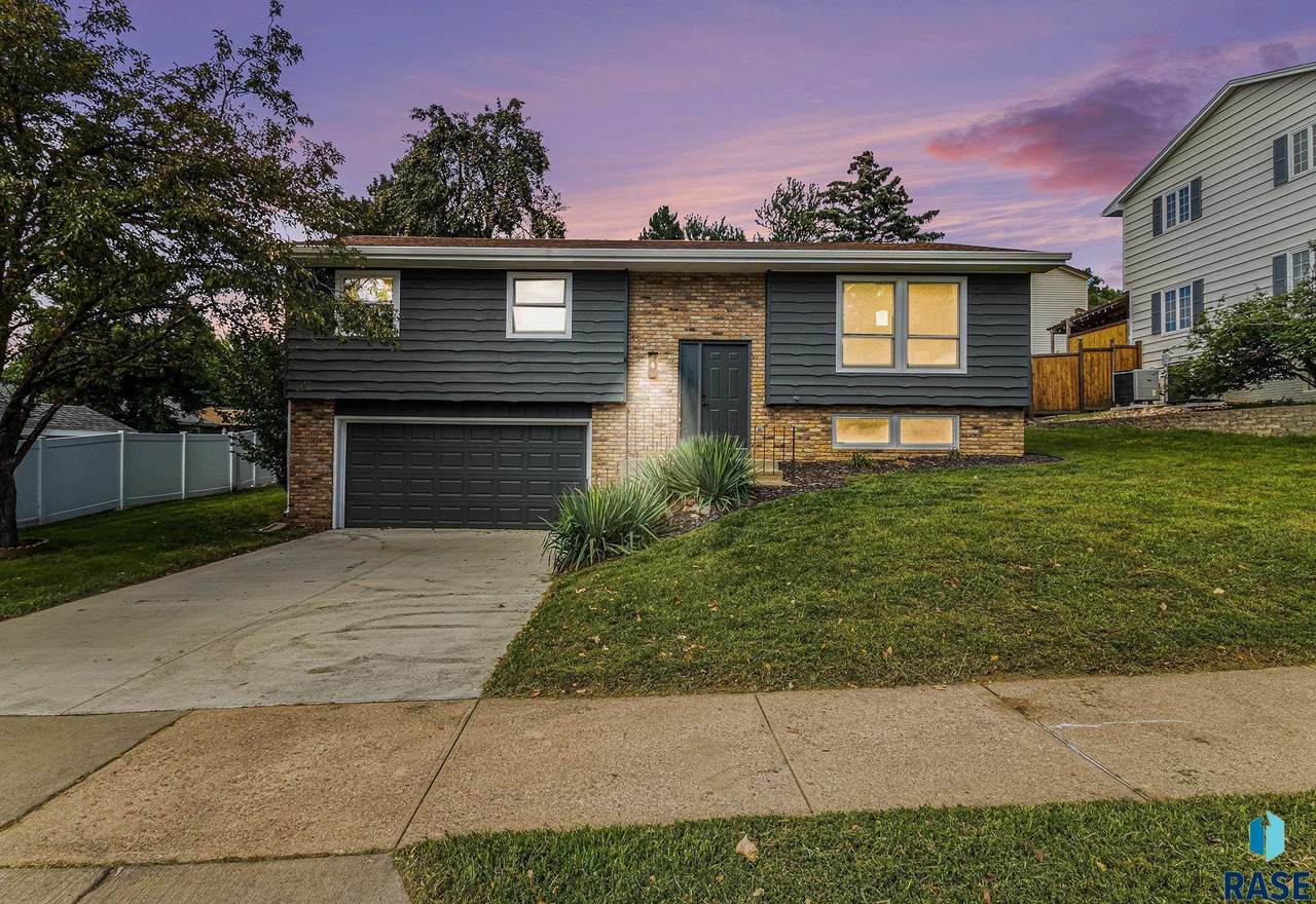 1904 49th St Street - Photo 1