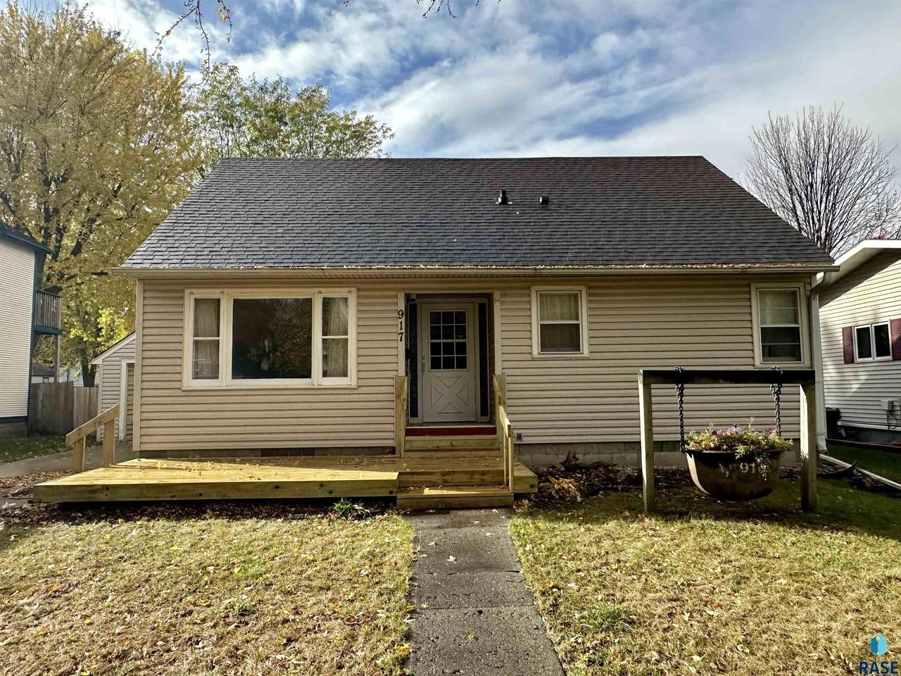 917 Mckenzie St Street - Photo 1