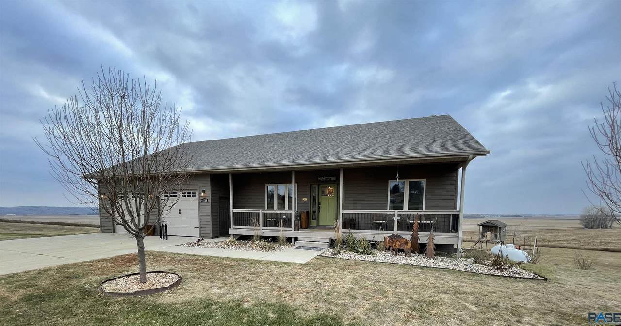 48284 Arrowhead Ct - Photo 1
