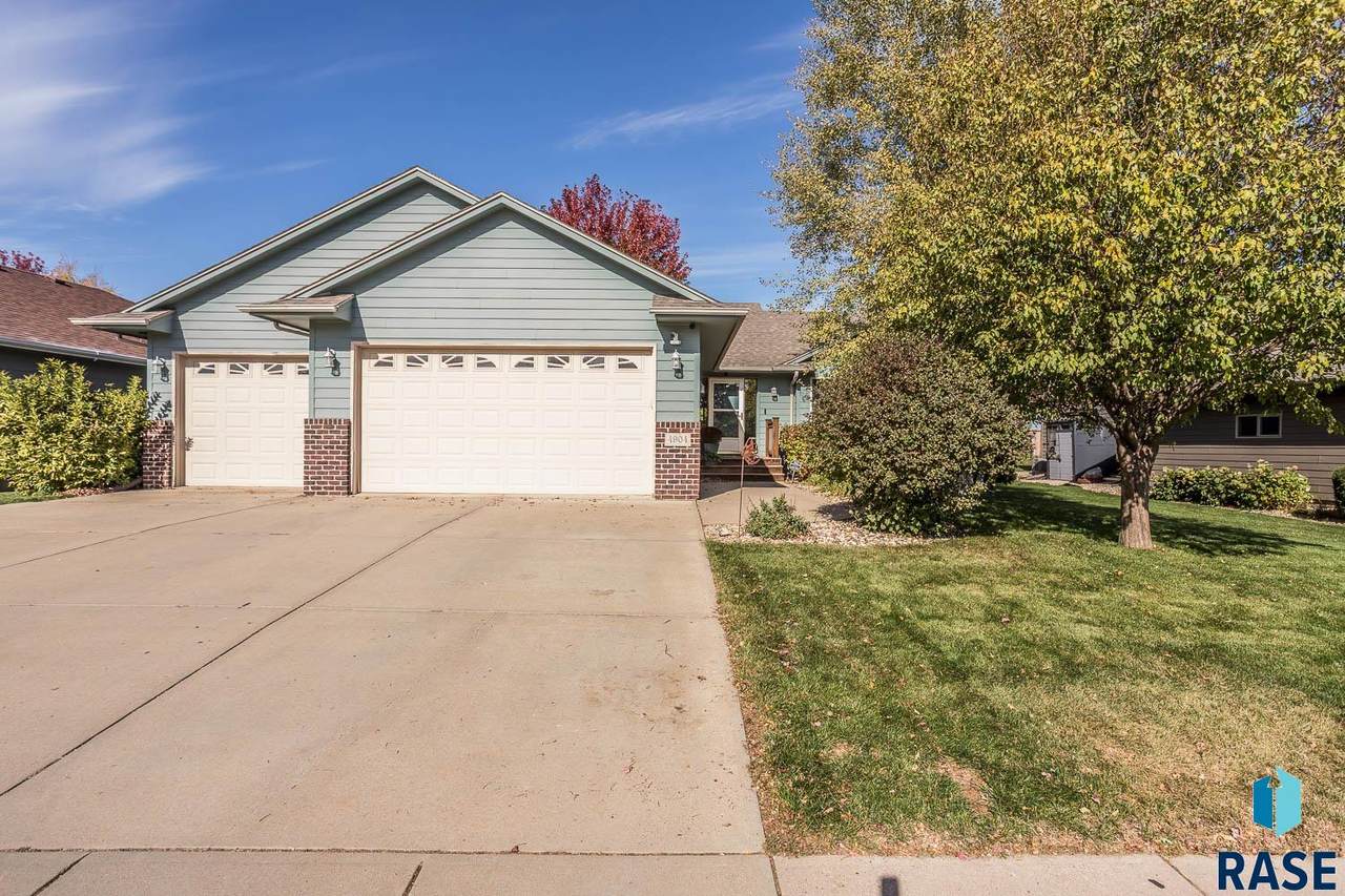 4904 Tiger Lilly St Street - Photo 1