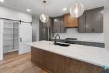 1137 Thompson Pl - Photo 3