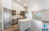 1407 Mae Pl - Photo 4