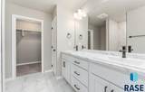 922 Wayne Pl - Photo 17