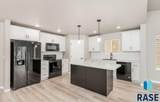 922 Wayne Pl - Photo 4