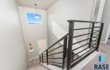 922 Wayne Pl - Photo 8