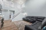 2405 Kinderhook Ave - Photo 4