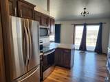 1322 Archer Dr - Photo 3