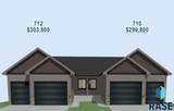 712 Independent St - Photo 1