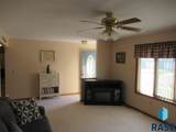305 Veterans Dr Drive - Photo 12