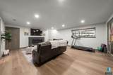 2309 Creekview Ave Avenue - Photo 26