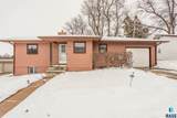 808 Thompson Ave Avenue - Photo 1