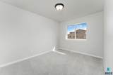 1401 Mae Pl - Photo 14