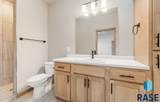1437 Mae Pl - Photo 16