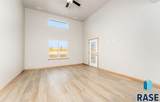1437 Mae Pl - Photo 5