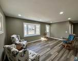 912 Oakley St - Photo 4