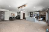 8208 Spice Hill Cir - Photo 16