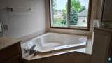5905 Shawdow Wood Pl - Photo 19
