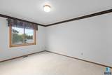 4601 Oxbow Ave Avenue - Photo 24