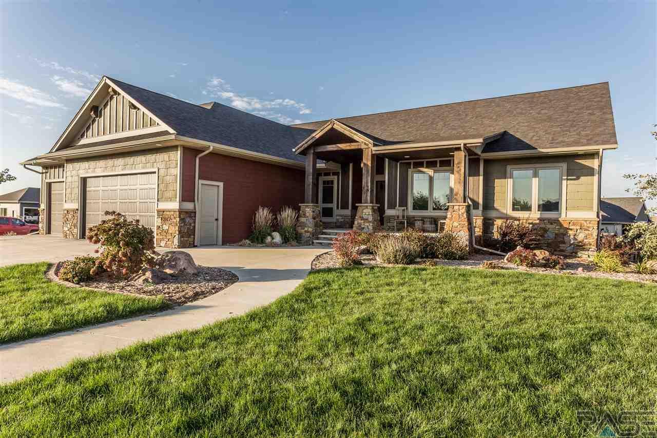 2812 Stratton Cir - Photo 1