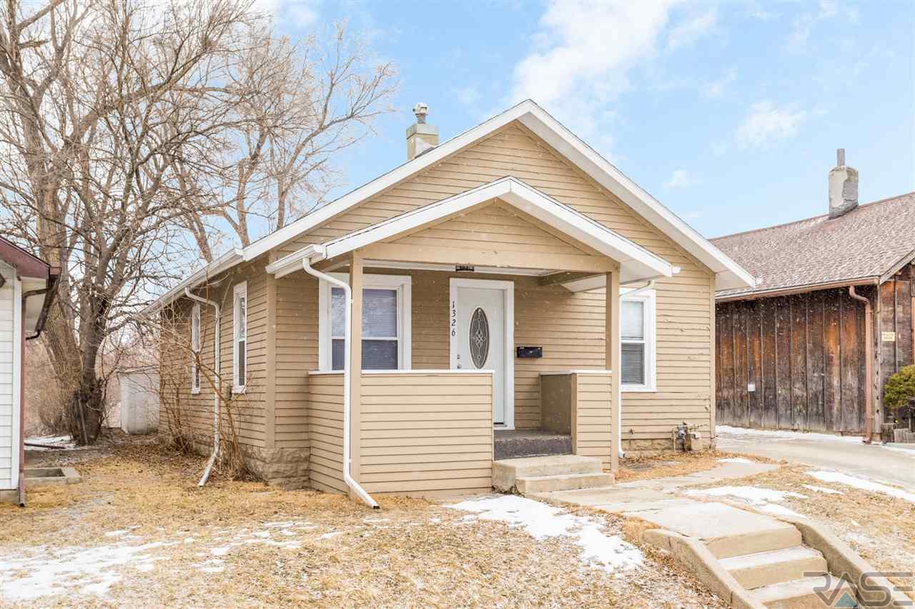 1326 4th St - Photo 1