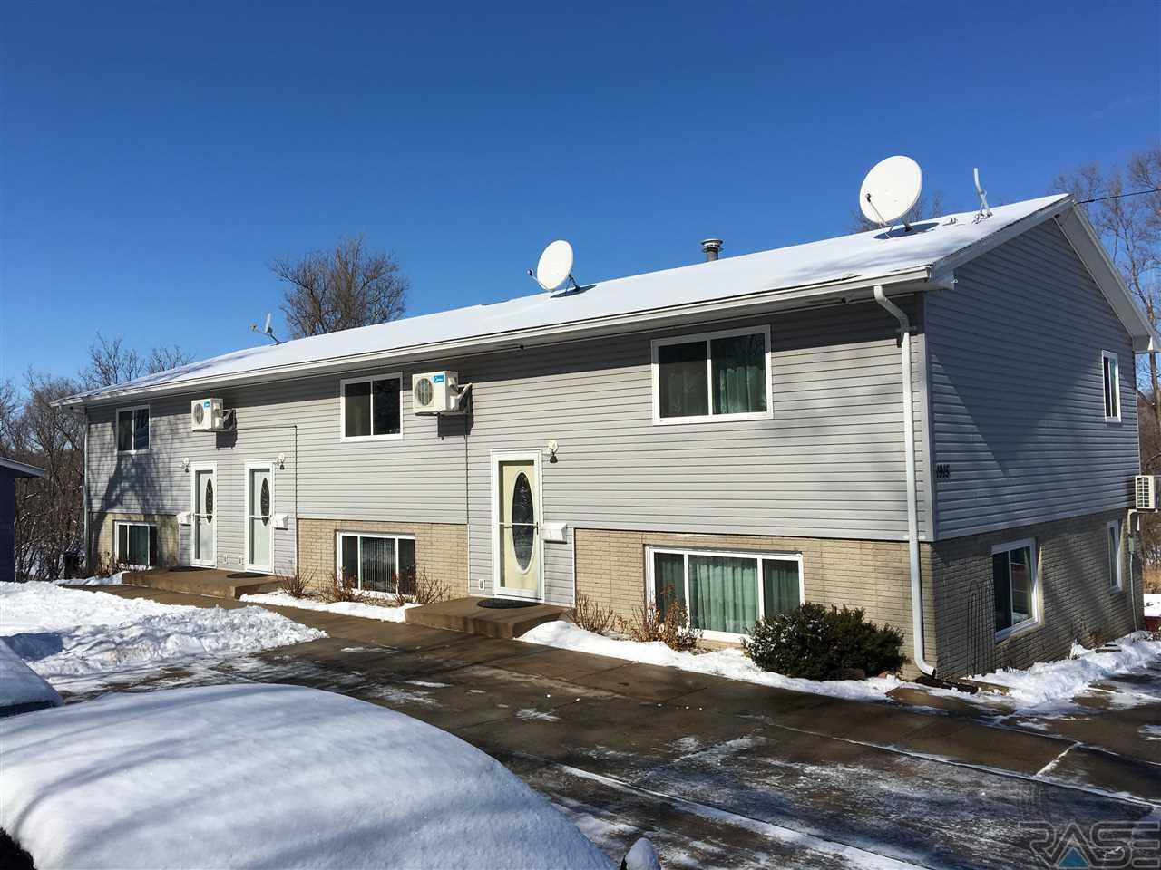 1915 Mable Ave - Photo 1