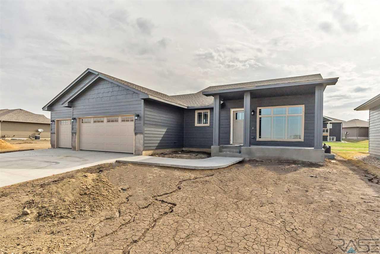 6304 Vineyard Ave - Photo 1