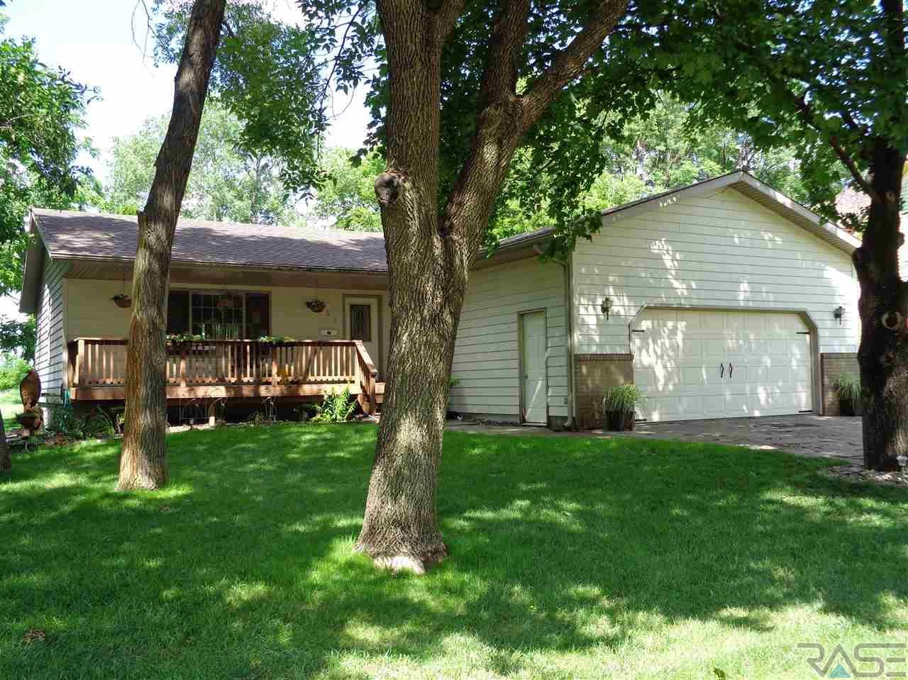 703 Cedar St - Photo 1