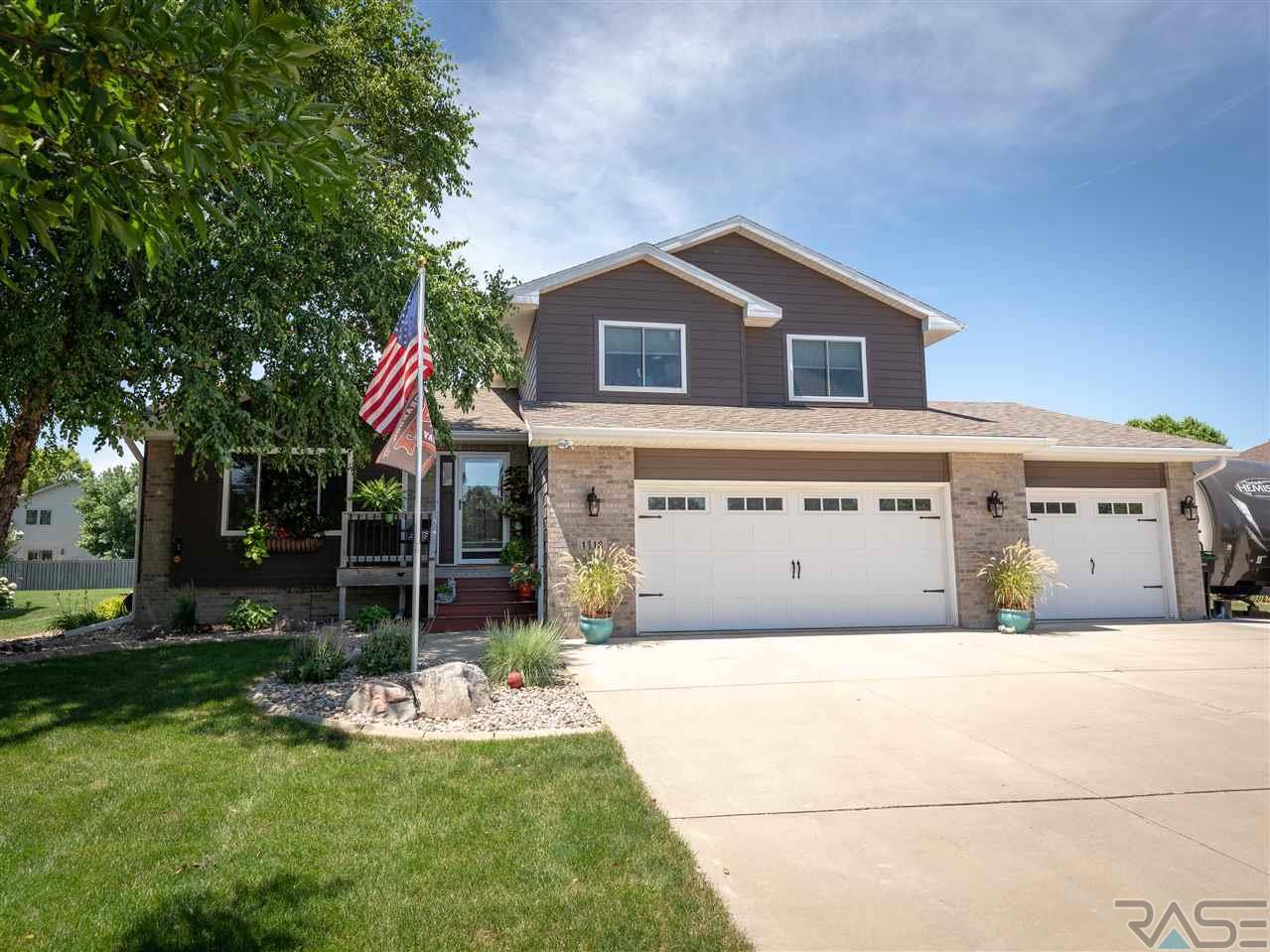 1413 Fernwood Ave - Photo 1