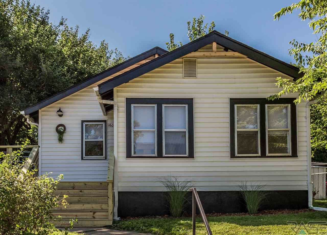 1603 10th St - Photo 1