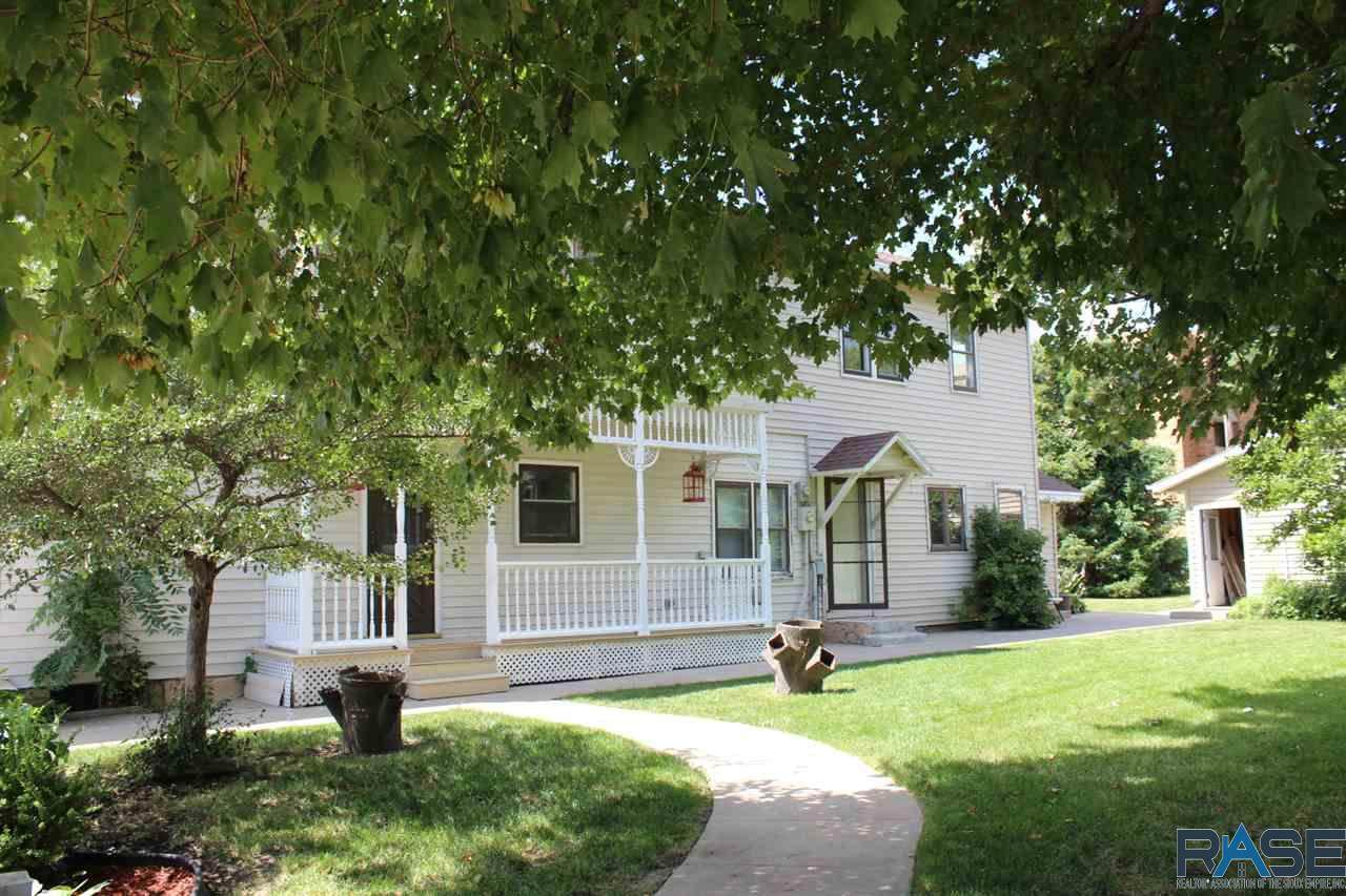 413 Main St - Photo 1