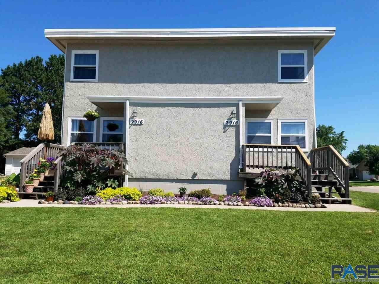 2916 Pearl St - Photo 1
