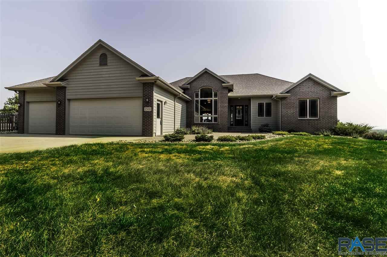 2500 Oak Rd - Photo 1