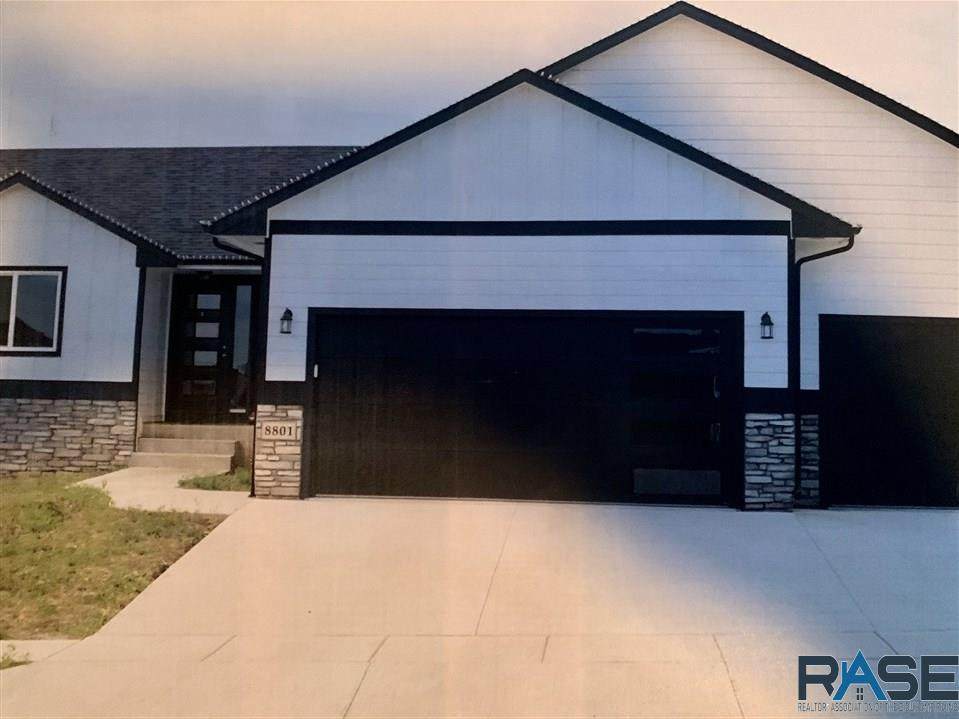 1025 Brennan Ct - Photo 1