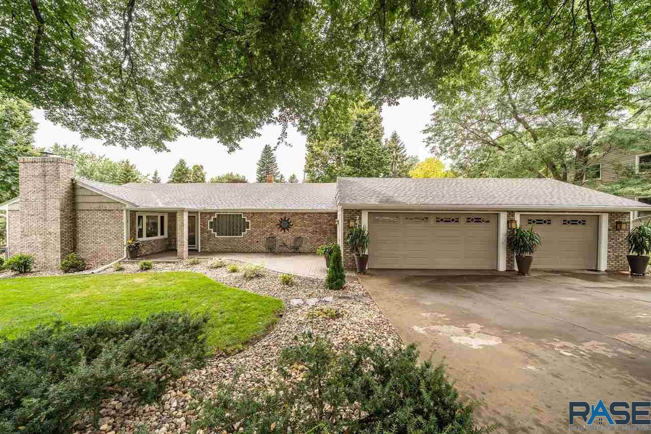 2615 Clarkway Dr - Photo 1
