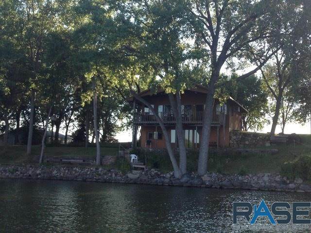 46225 Bay Rd - Photo 1