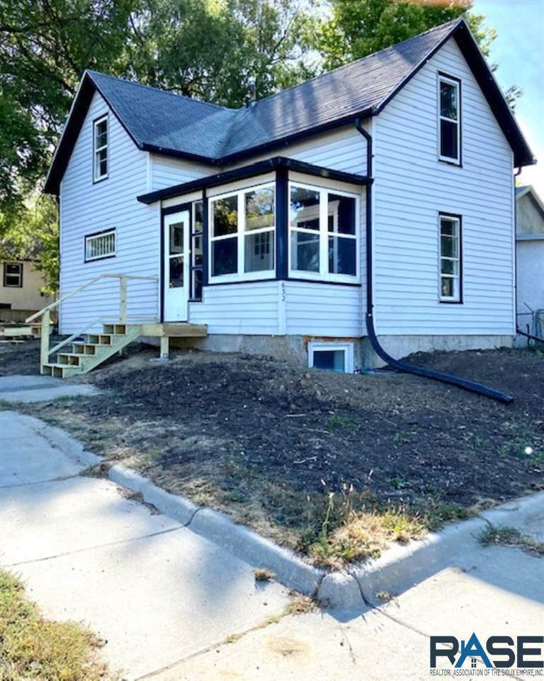 632 Wayland Ave - Photo 1