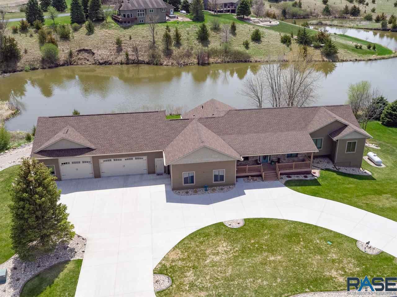 27313 Meadow Ridge Rd - Photo 1