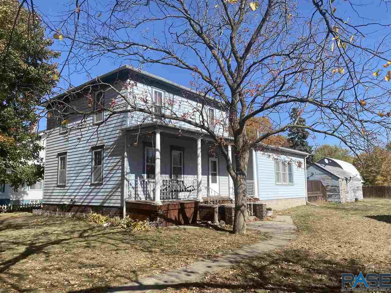 528 Juniper St - Photo 1