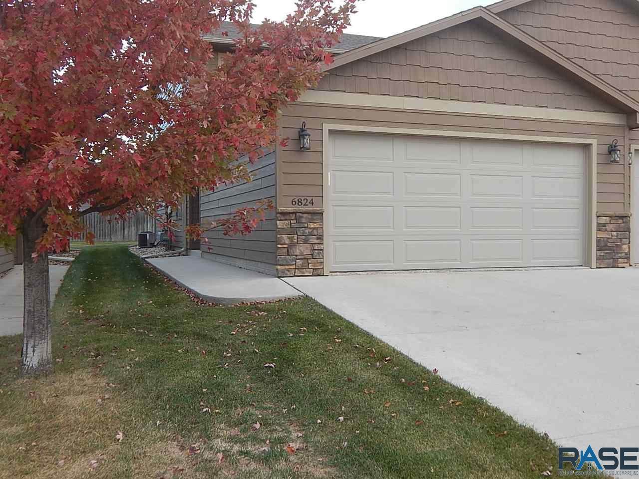 6824 Witzke Ave - Photo 1