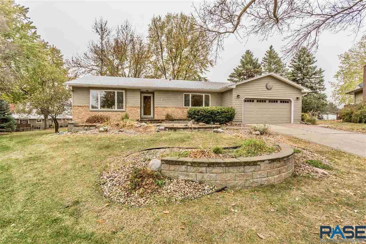 4420 Oak Ridge Ave - Photo 1