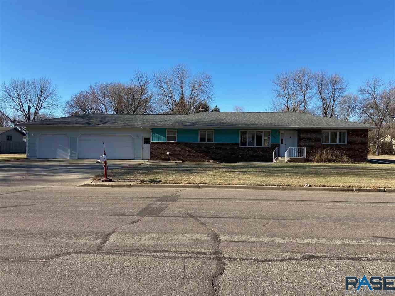 109 Evergreen Dr - Photo 1