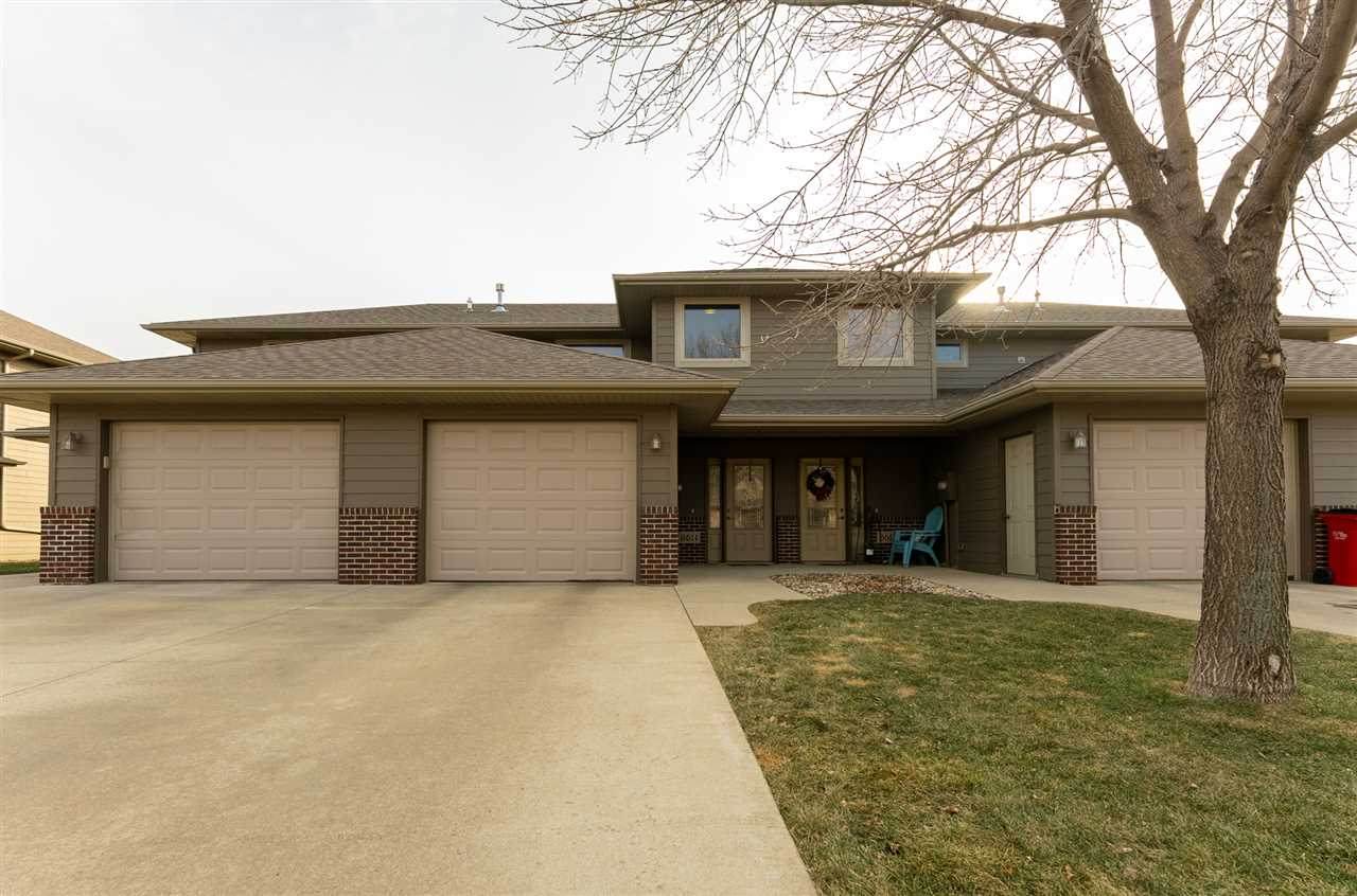 8611 Grinn Pl - Photo 1