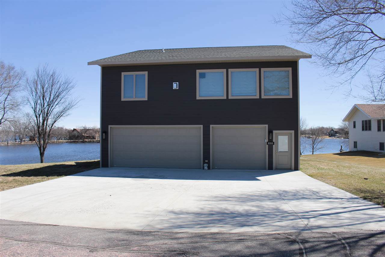 6318 Harbor Way - Photo 1