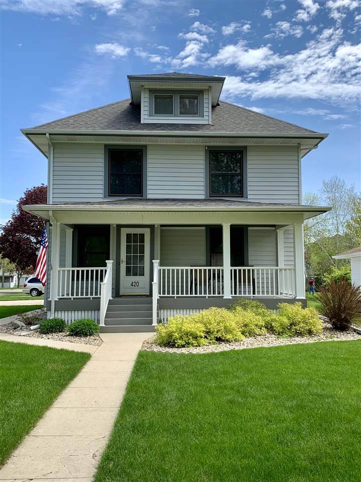 420 Freeman Ave - Photo 1